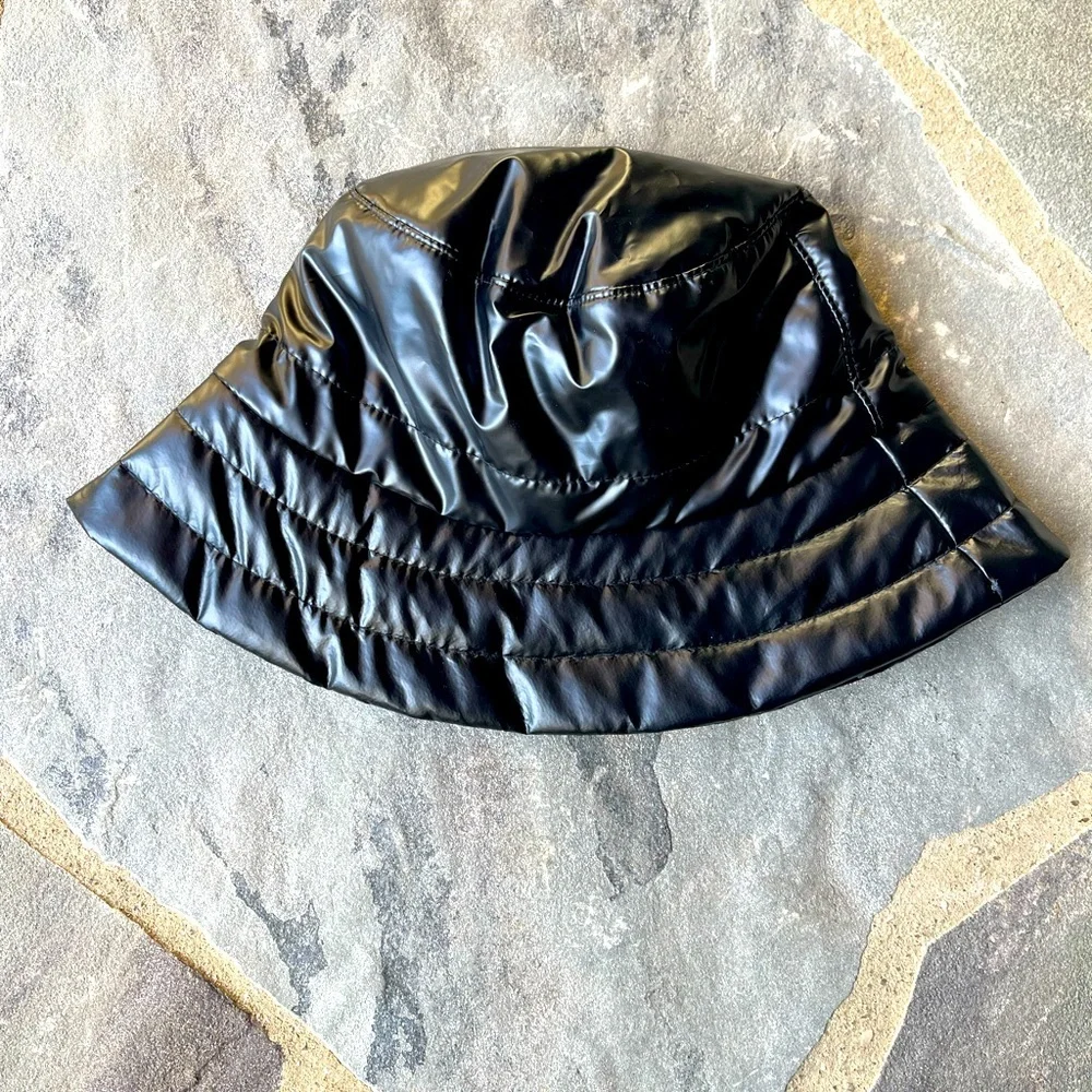 New🌟Anthropologie-Puffer Bucket Hat-Black